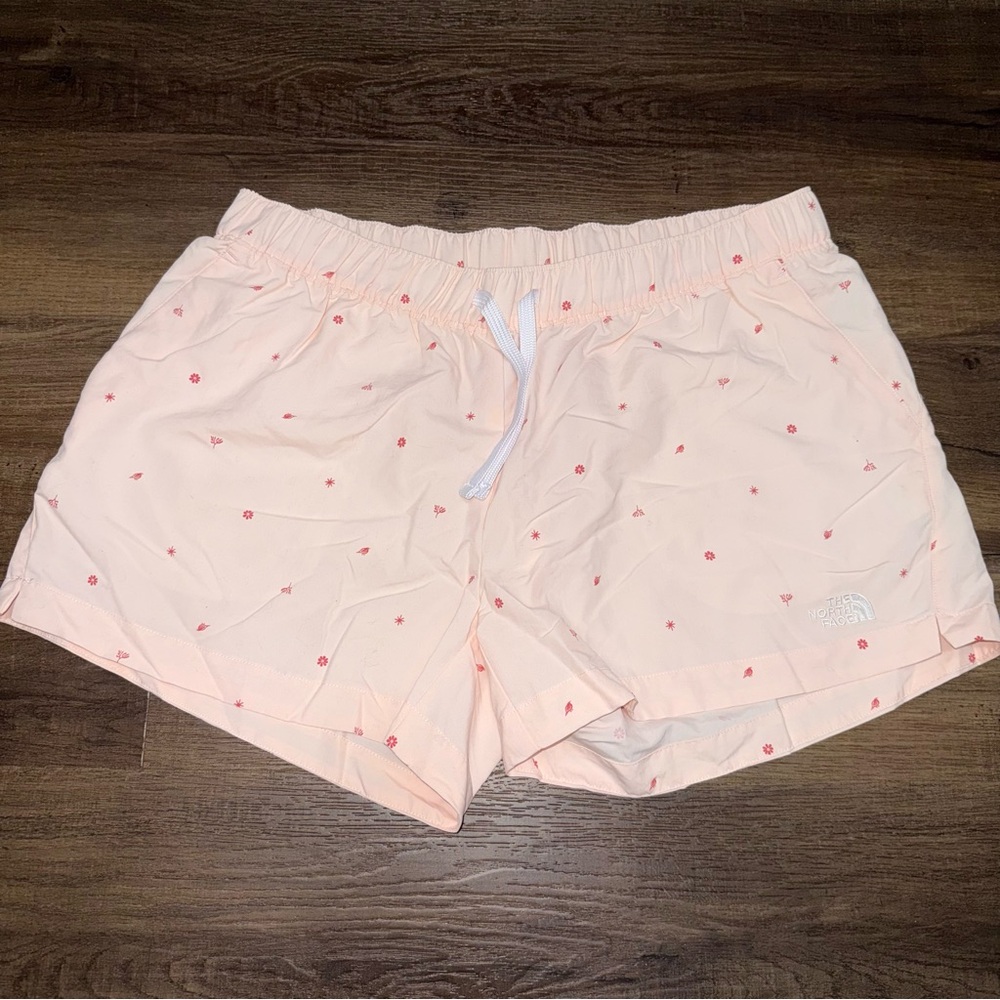 NWOT The North Face Women’s Athletic Shorts